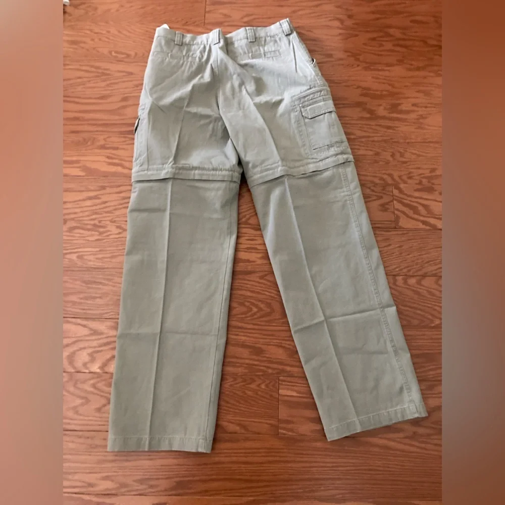 Magellan Men's Sportswear Cargo Pants Size 36 NWT Zip off legs convert shorts 36